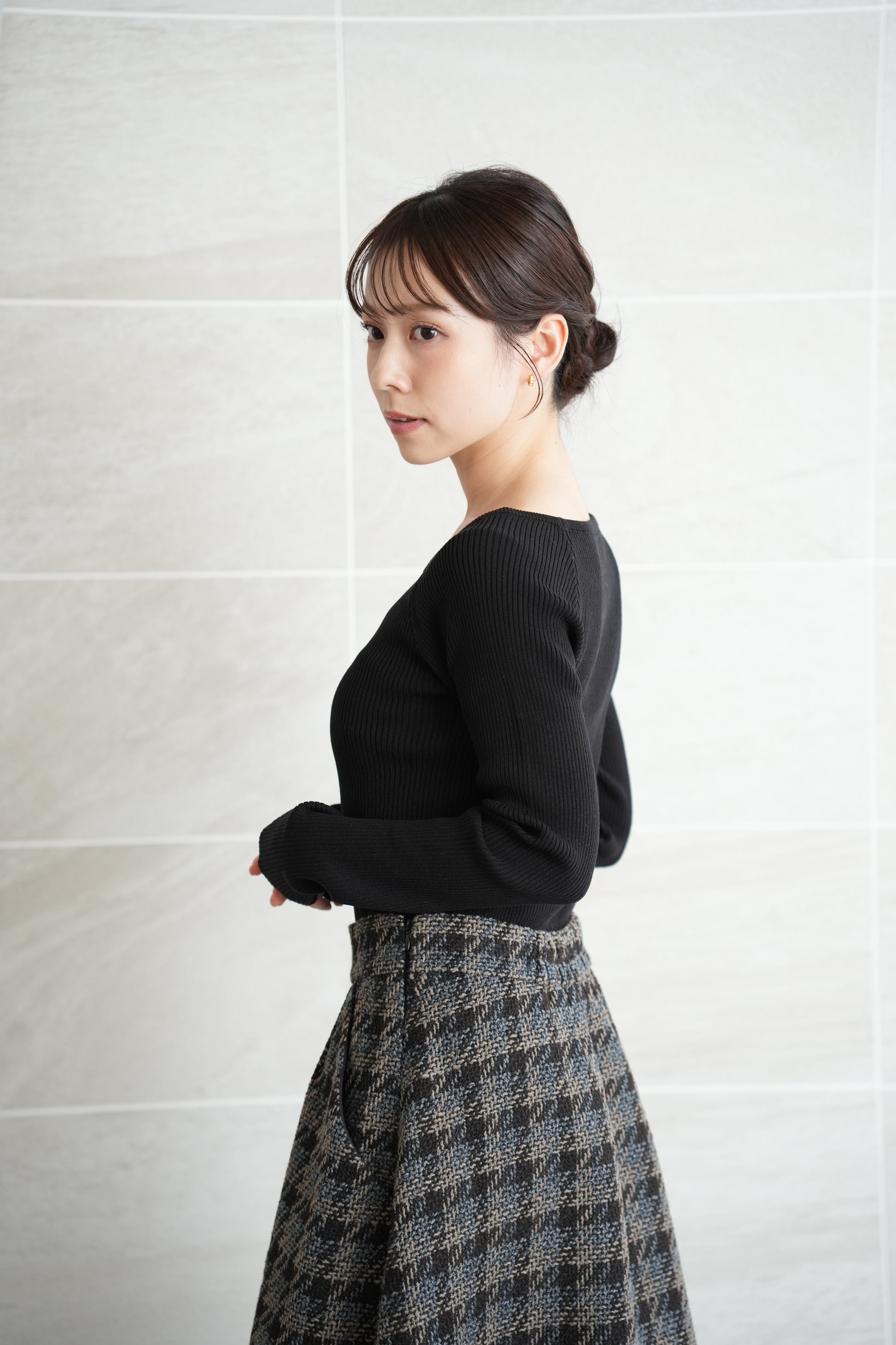 アシンメトリーリブニット
