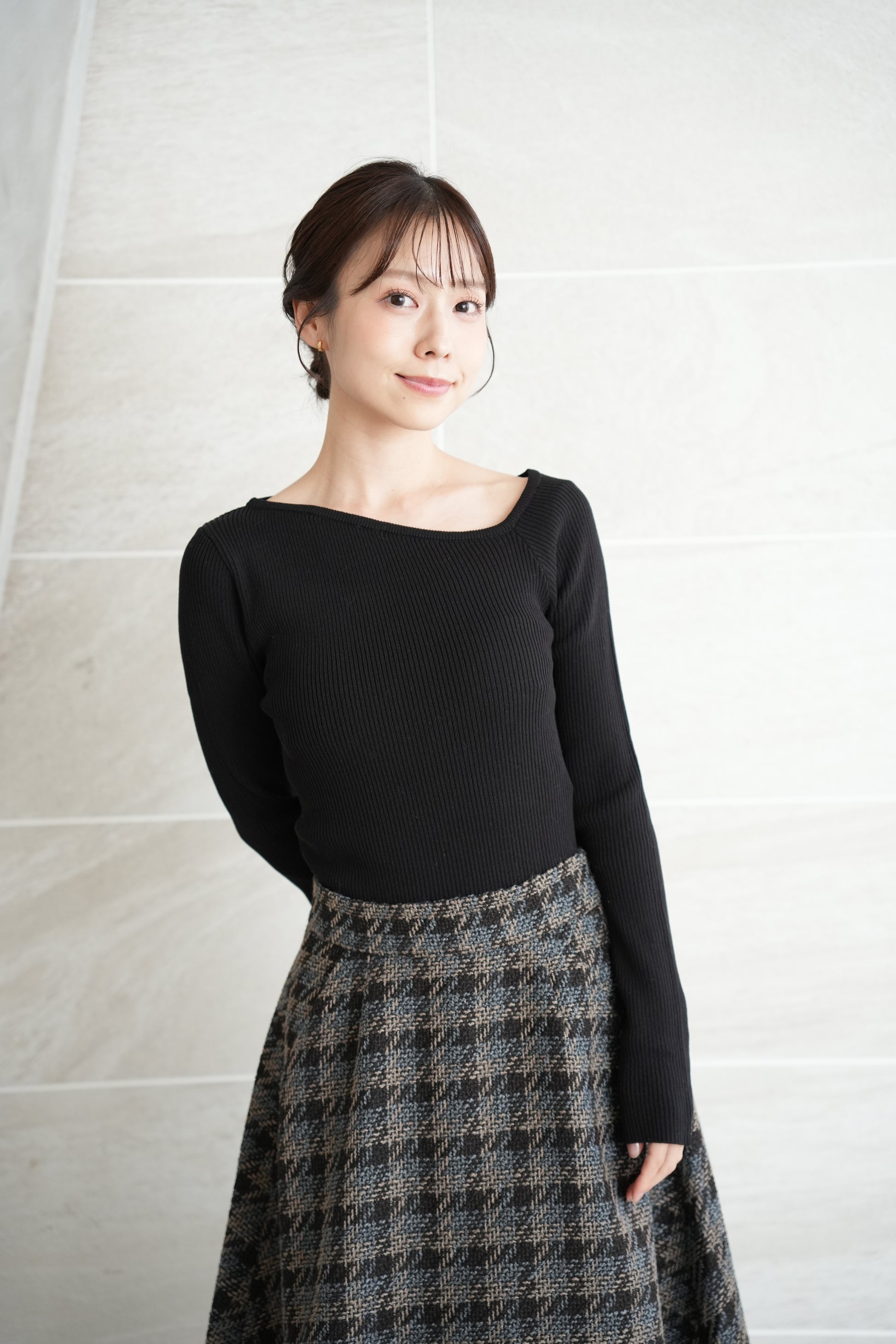 アシンメトリーリブニット