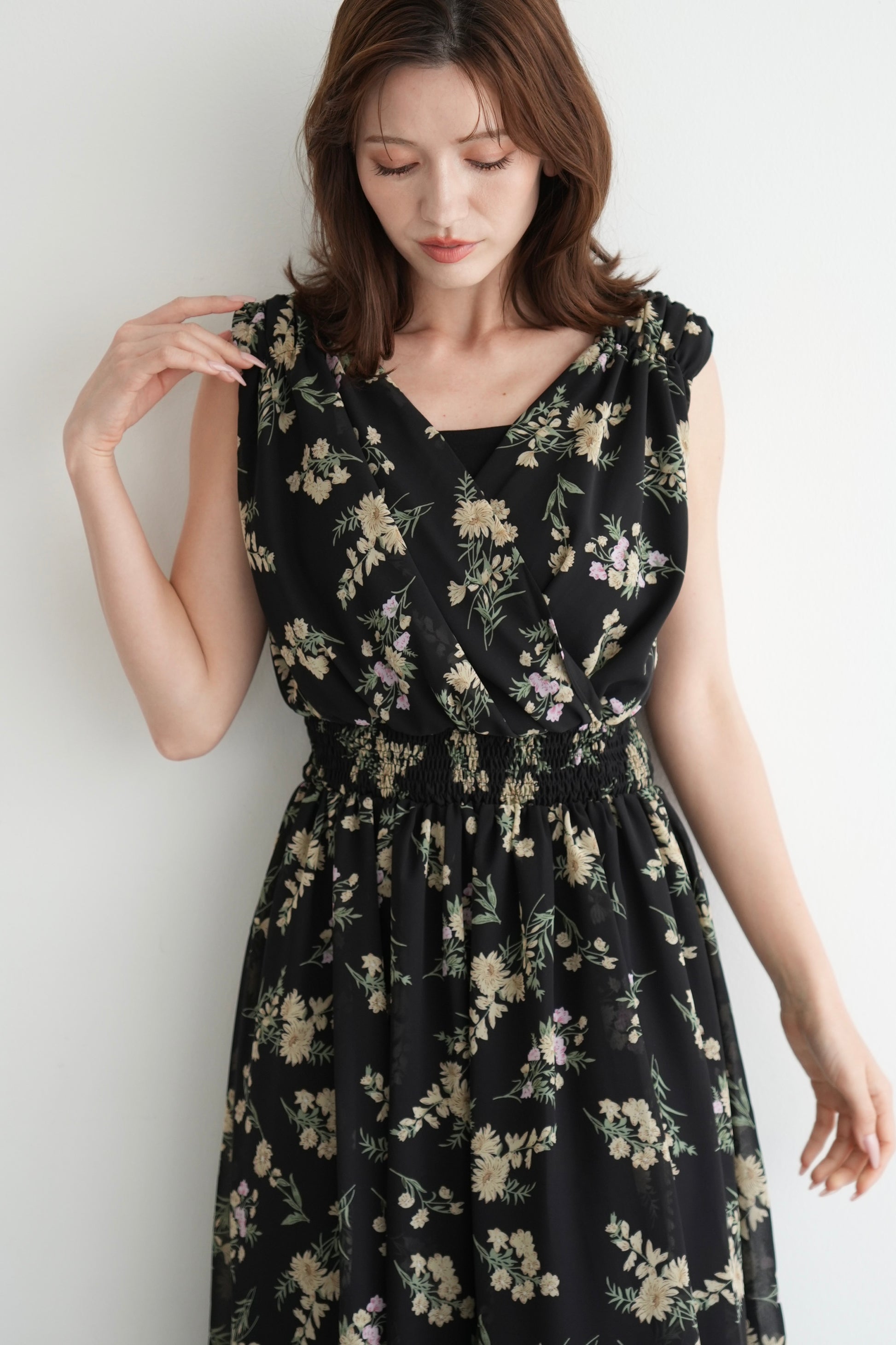 ボタニカル柄カシュクールワンピース